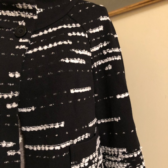 NWOT St. John Knit Sweater Jacket - Picture 4 of 6